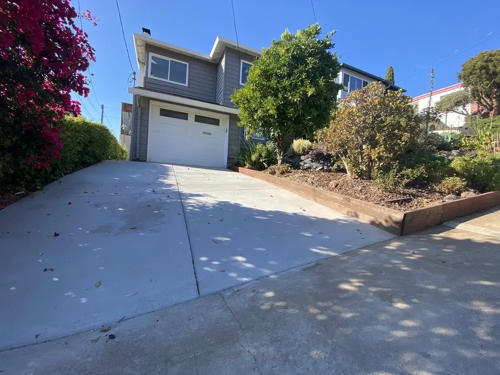 Full concrete driveway replacement